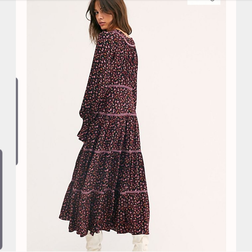 What A Feeling Midi Dress - Picture 2 of 7